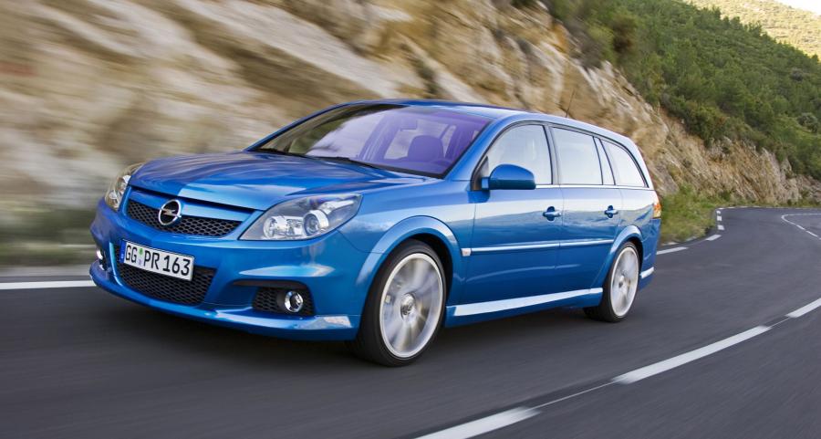  Opel Vectra Station Wagon OPC 2005 года  (фото 7 из 19)